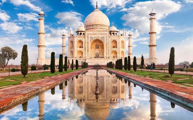 Tempat Wisata Menarik dan Bersejarah di India