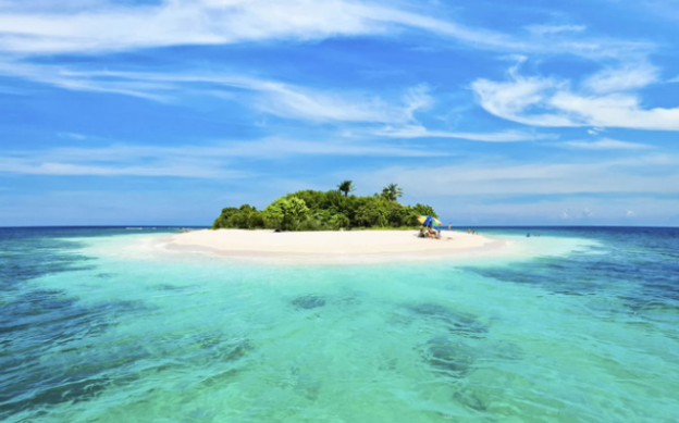 Indahnya Pemandangan Pantai di Jepara