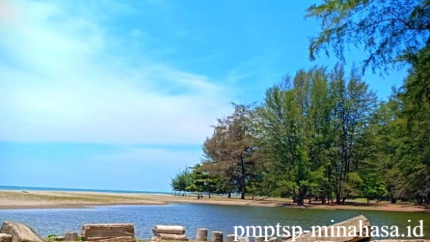 Keindahan Pantai Rancong di Aceh Utara
